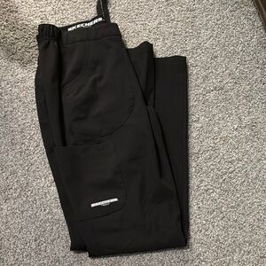 Skechers black scrub set